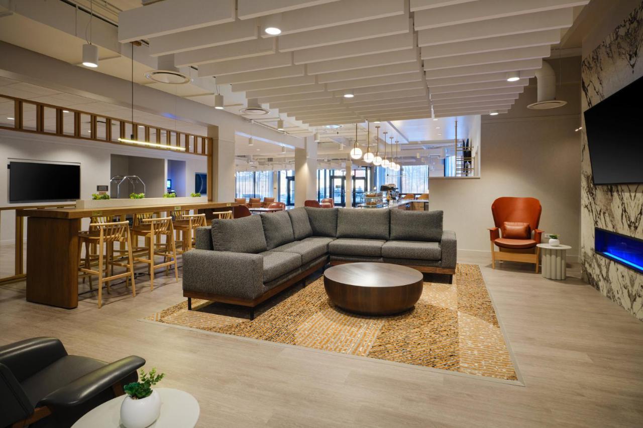 Holiday Inn Chicago O'Hare - Rosemont By Ihg Exterior photo