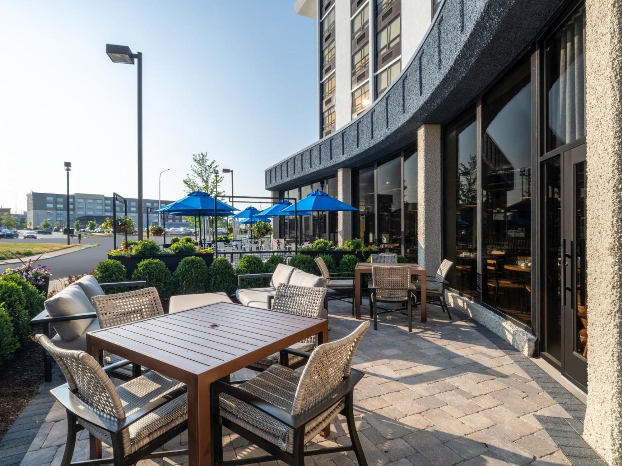 Holiday Inn Chicago O'Hare - Rosemont By Ihg Exterior photo